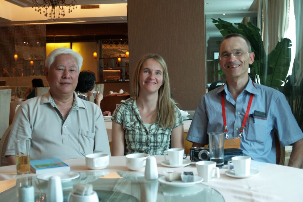 Dr. Fu, Frau Köhler und Dr. Kernbauer 2010 bei einem Kongress in Peking